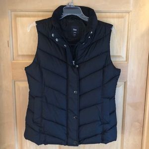 GAP Black Puffer Vest